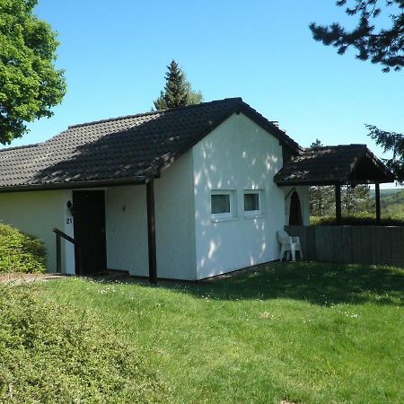 Blick In Die Suedeifel Biersdorf Esterno foto